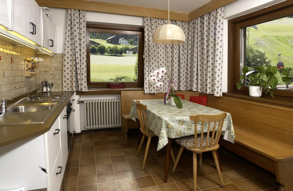 Appartements Tlusel Ortisei Chambre photo